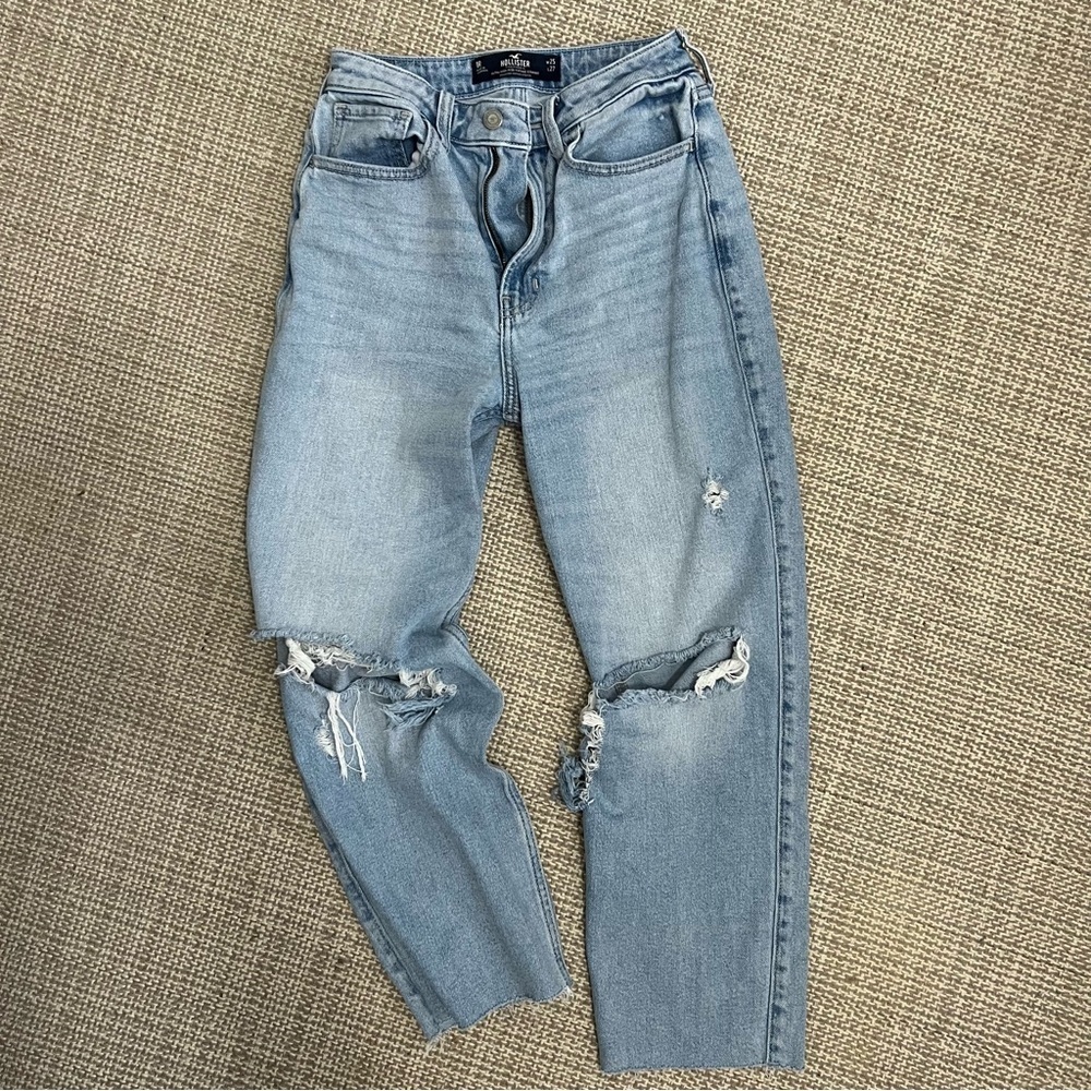 Hollister Co. Hi-Rise Crop Distressed Jeans